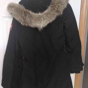 Women's Black Fur-Trimmed Parka